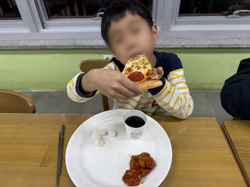 5450e63cfee2a6d88398b66de828136c_1762436923_5139.jpg